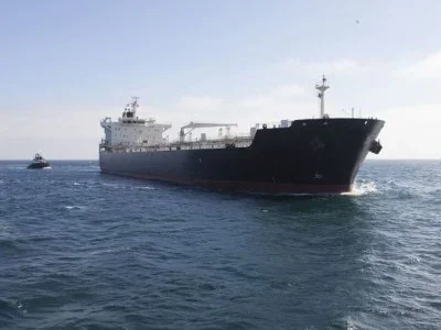 ABŞ  üçüncü neft tankerini ələ keçirib