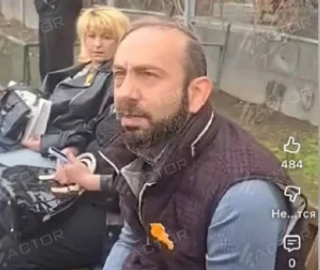 ERMƏNİSTAN XİN BAŞÇISININ BAHALI GEYİMİ MÜZAKİRƏ YARADIB