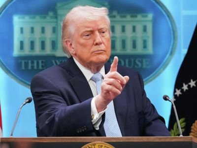 D.Tramp: İran nüvə silahından imtina etməsə, razılaşma mümkün olmayacaq.