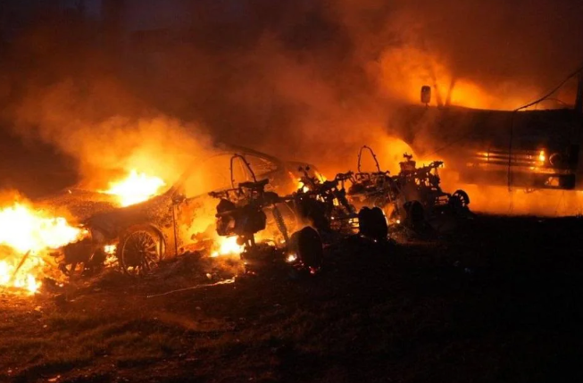 Rusiya Ukraynanın üç bölgəsinə zərbələr endirib: 14 nəfər ölüb, 100 nəfər xəsarət alıb