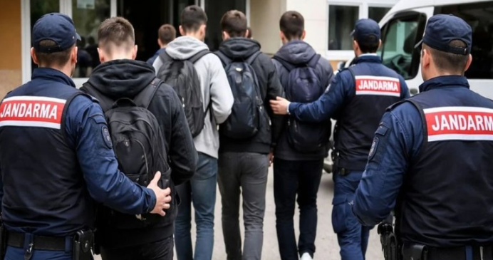 Türkiyədə məktəbə yeni hücum planı: 8 şagirdə qəfil əməliyyat - DETALLAR