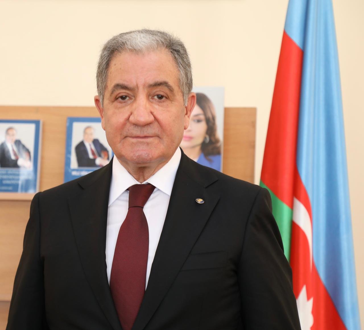 Professor yazır: "Bakı həm də dünya liderlərinin şəhəridir"