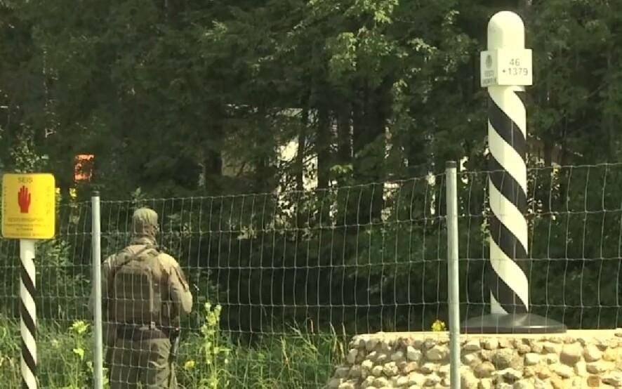 Estoniya vətəndaşı hasarı aşaraq Rusiya sərhədini keçməyə cəhd edib
