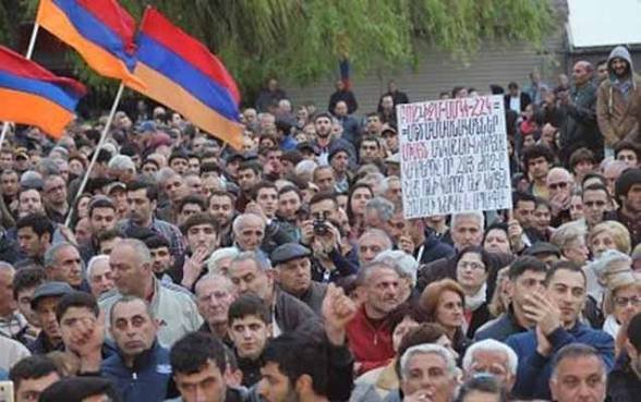 Ermənistanda parlament seçkilərində 2,4 milyondan çox seçici səs verə biləcək