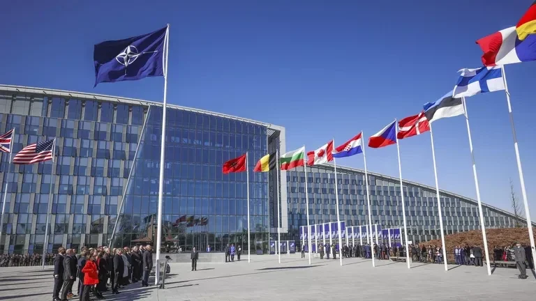 Çin XİN NATO-nu öz roluna yenidən baxmağa çağırıb