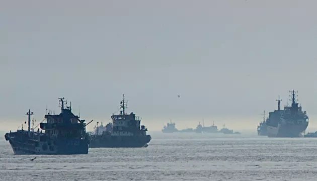 Hörmüz boğazında neft daşımaları böhran öncəsi səviyyəyə qayıdıb