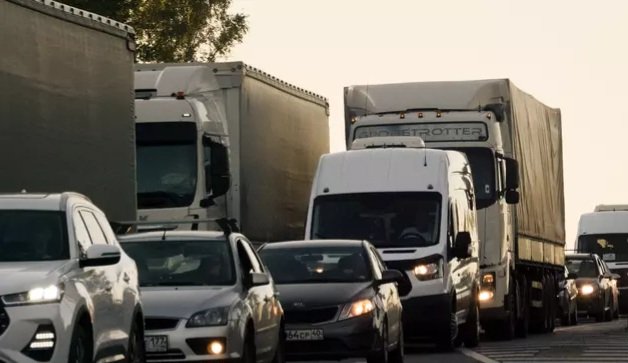 Azərbaycan və Qazaxıstan yükdaşımalarında elektron icazə sisteminə keçir