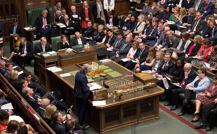 Britaniyada bir qrup deputat Rusiyanın məşhur "Maşa və Ayı" cizgi filminin ölkədə yayımlanmasının araşdırılmasını tələb edib.