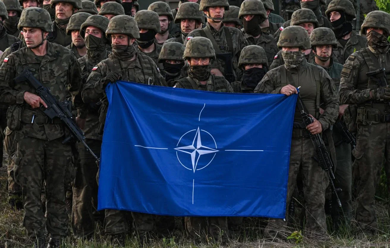Politico: NATO ölkələri Rusiya ilə mümkün müharibəyə hazırlaşmaq üçün müdafiəni gücləndirir