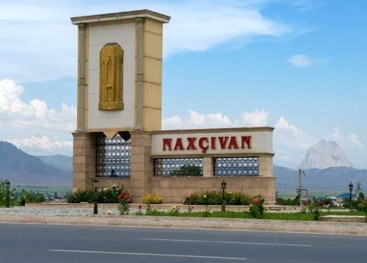 Düşmənə göz dağı: Naxçıvanım