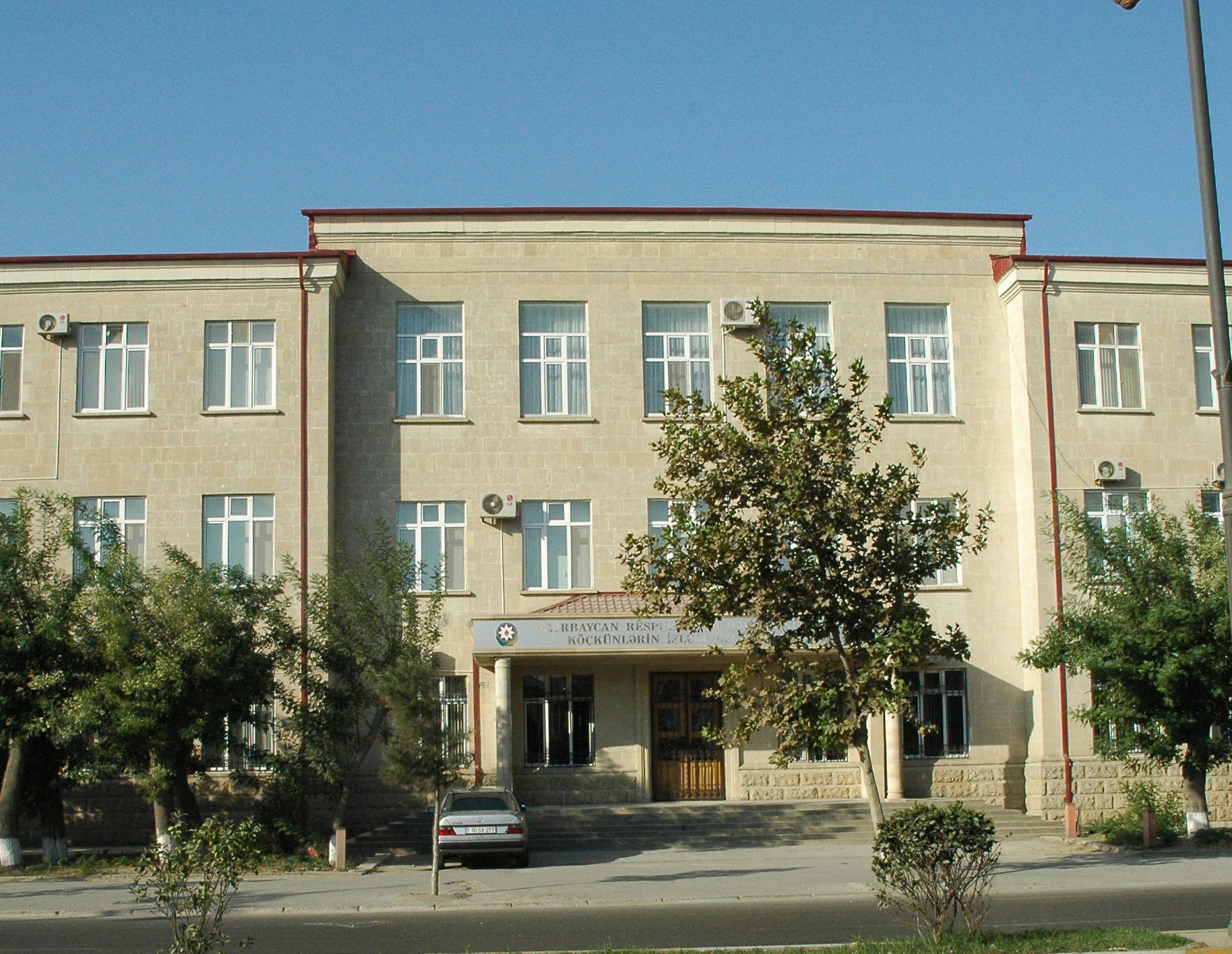 "Qaçqınkom" köçlə bağlı narazılıqlara cavab verib
