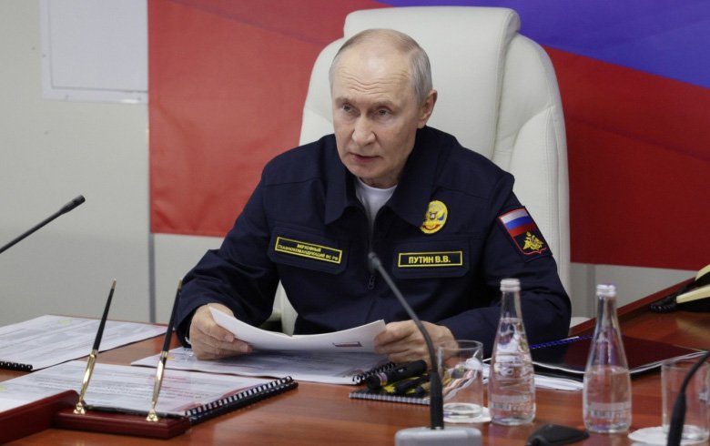 Putin ilk dəfə Kuril adalarına getdi - Yaponiyadan etiraz