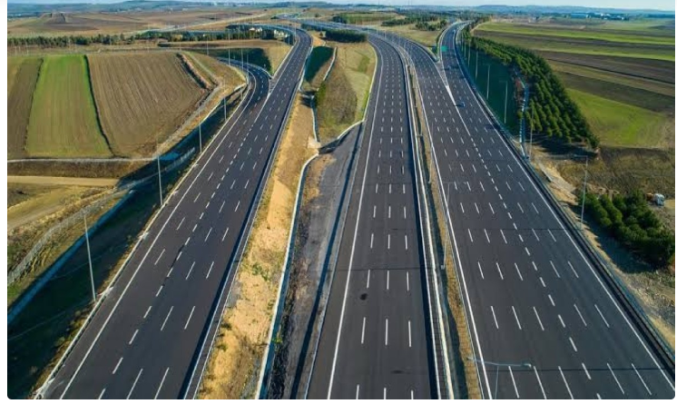 Gürcüstanı Azərbaycanla birləşdirəcək yeni avtomagistralın inşası üzrə tenderin müddəti uzadılıb