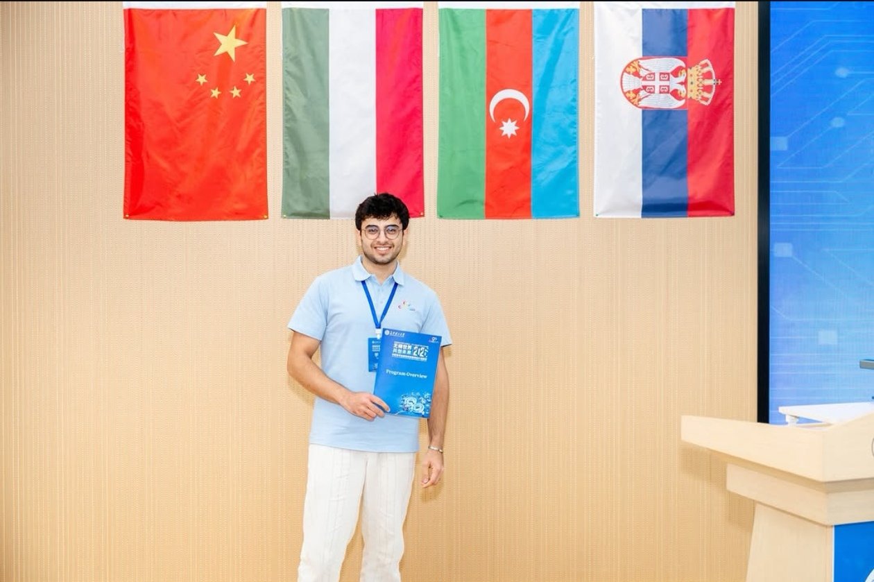 Azərbaycanlı tələbə Çində keçirilən beynəlxalq düşərgədə ölkəmizi təmsil edib