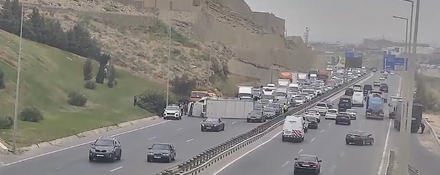 Bakı-Sumqayıt şosesində tıxac var - Səbəb