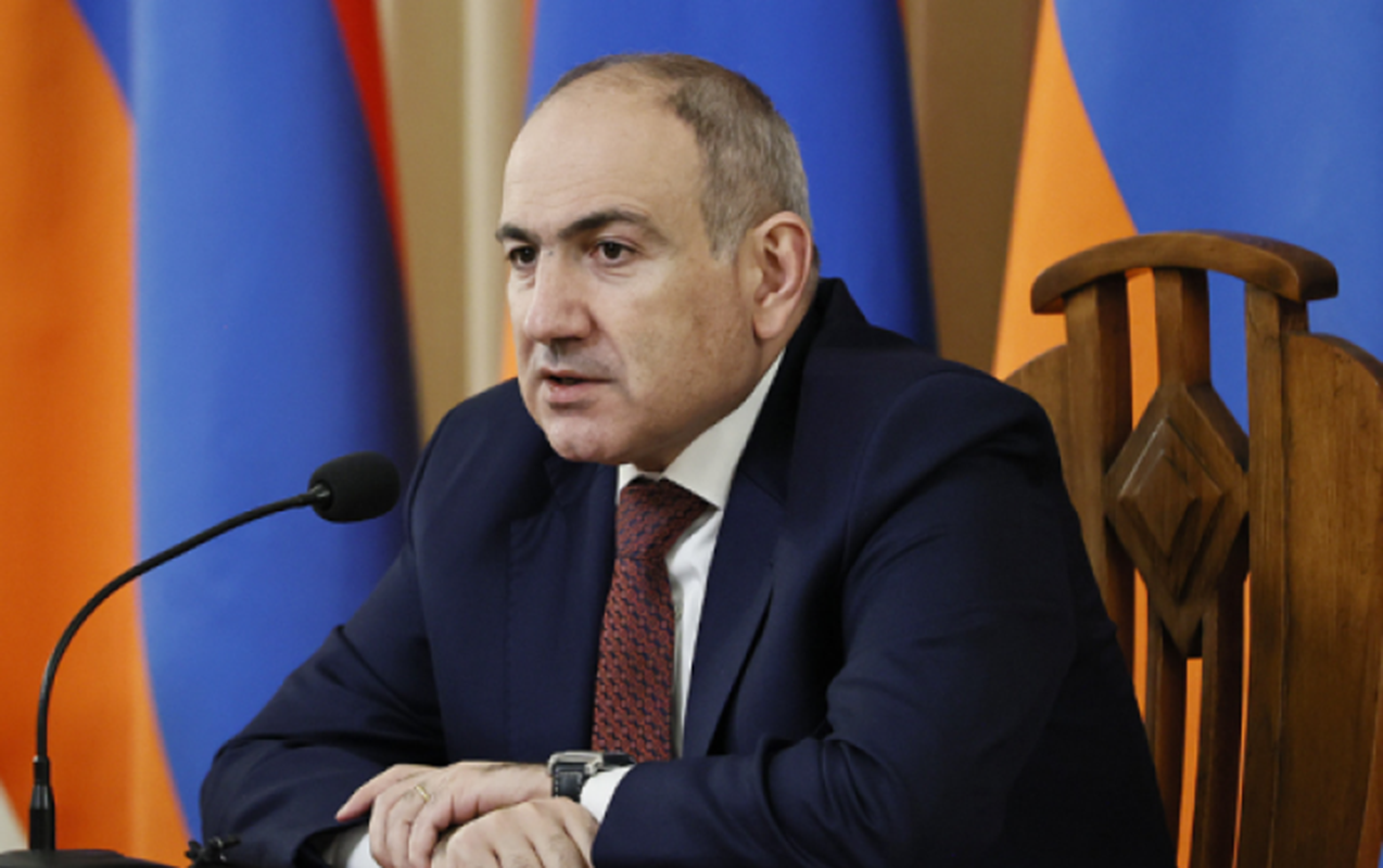 Paşinyan rus dili öyrənir: “Nəyə görə yalnız ingilis dili?”
