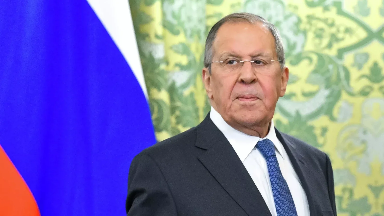 Lavrov Mirzoyanı münasibətilə təbrik edib