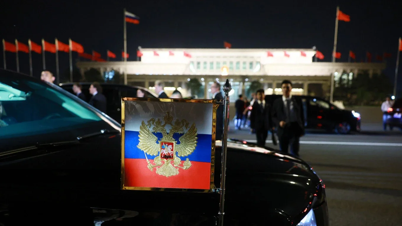 Bloomberg: Putin Si Cinpinlə görüş üçün APEC sammitinə gedəcək, G20-də Trampı görməyəcək