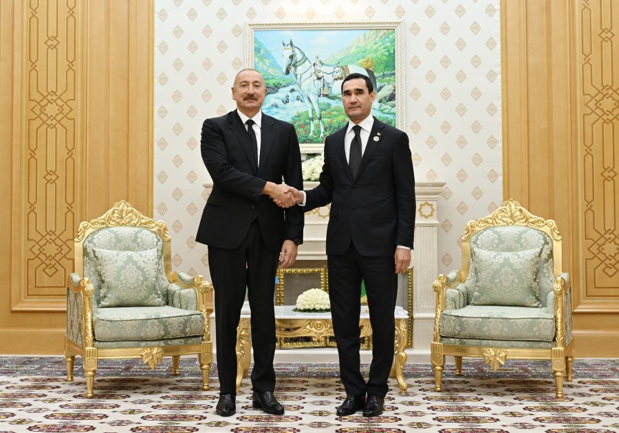 Azərbaycan və Türkmənistan prezidentləri görüşüb