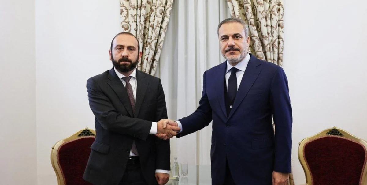 Mirzoyan və Fidan Ermənistan-Türkiyə əməkdaşlığını müzakirə ediblər