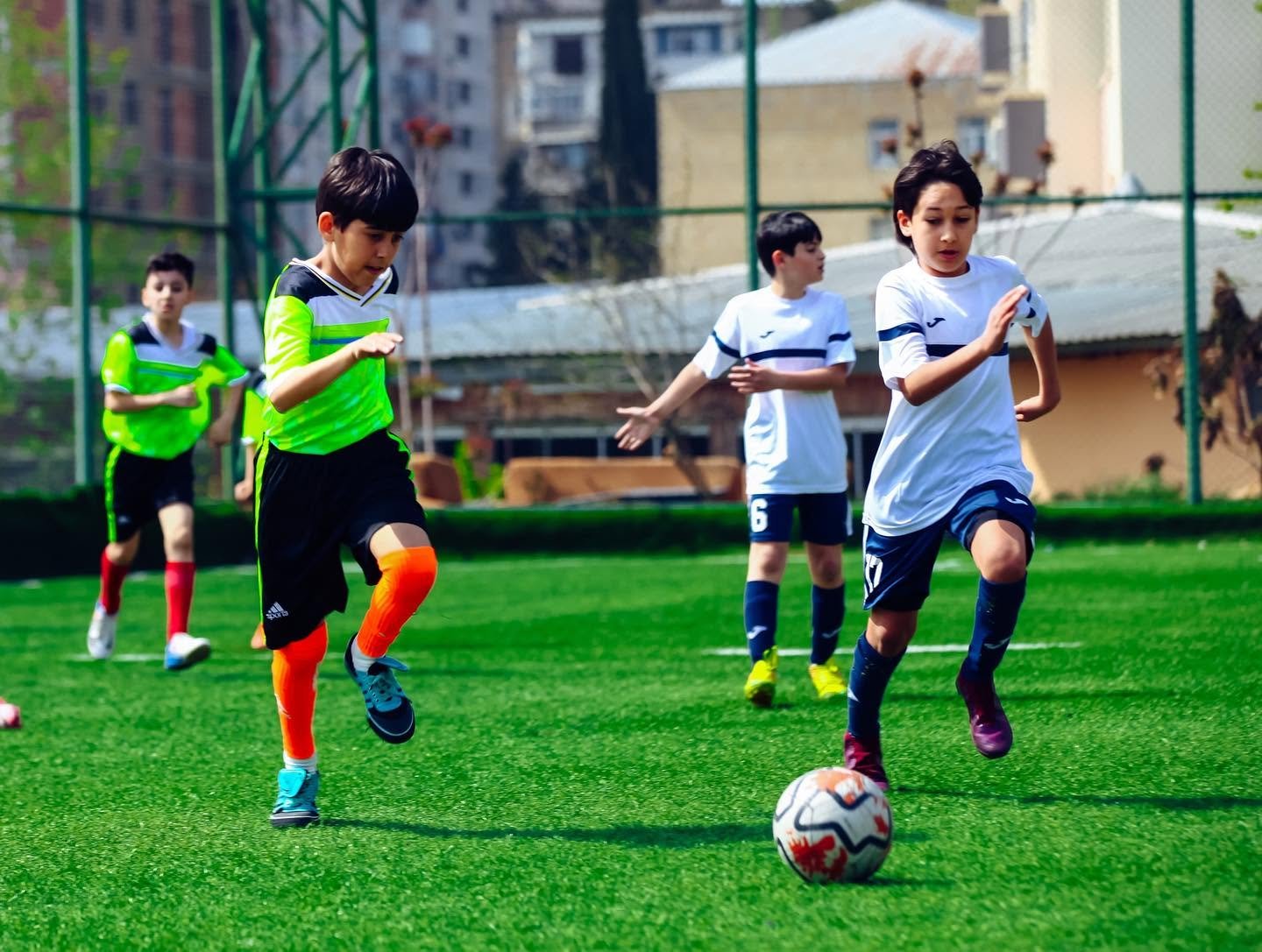 REGİONLARDA UŞAQ FUTBOLUNUN İNKİŞAFI ÜÇÜN YENİ İMKANLAR