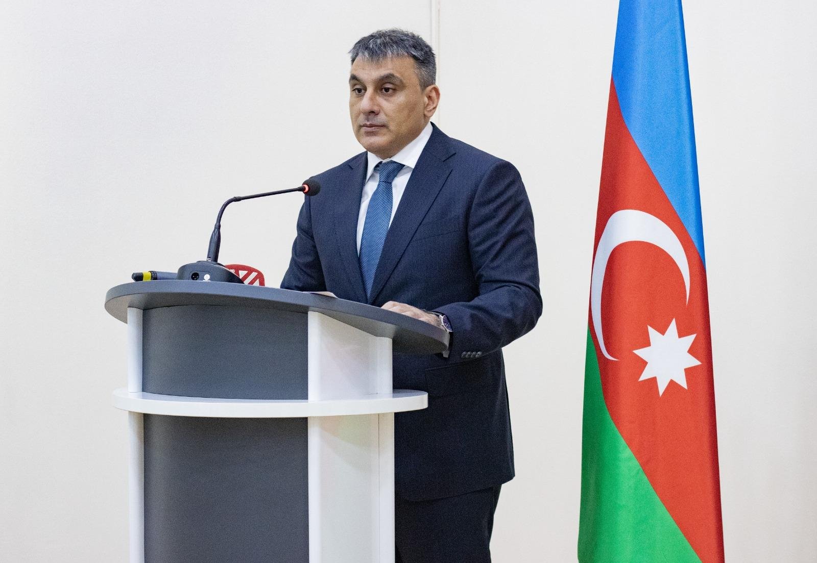 Hüquq və İnsan Haqları İnstitutunda “5 təməl sütun: təsəvvürdə və reallıqda” kitabının təqdimatı keçirilib