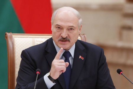 Лукашенко поведал о боящихся сунуть нос в Беларусь пандемиях