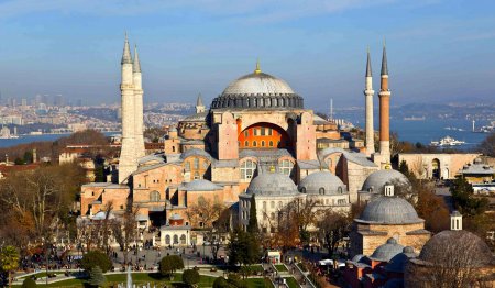 Турецкая оппозиция выступила за использование Айя-Софии в качестве мечети