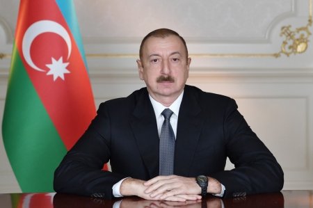 Ильхам Алиев направил президенту Португалии поздравительное письмо