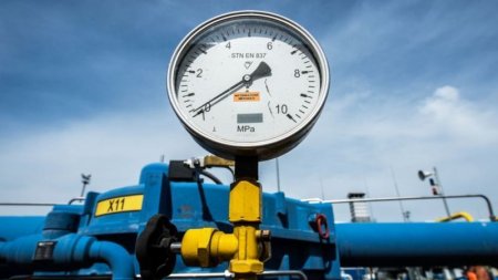 Азербайджан сократил экспорт газа и нефти в Грузию