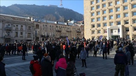 В Грузии более 200 ресторанов прекратили работу в знак протеста против карантина