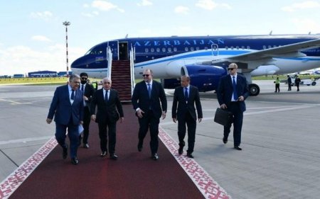 Премьер-министр Азербайджана отбыл в Минск