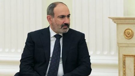 Пашинян предложил разместить международных наблюдателей на границе с Азербайджаном