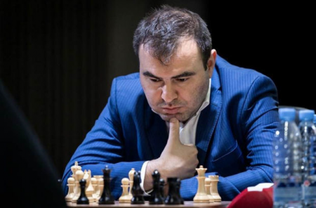 Мамедъяров сыграл вничью с Карлсеном, команда "Вюгар Гашимов" одержала победу