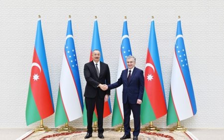 Ильхам Алиев поздравил президента Узбекистана Шавката Мирзиёева