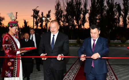 В Бишкеке открылся Парк кыргызско-азербайджанской дружбы