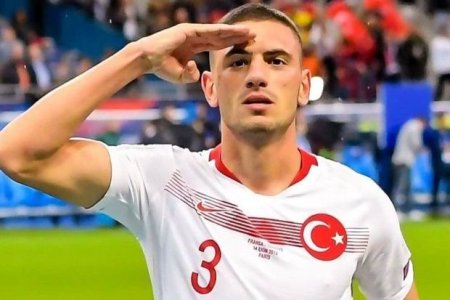 Турецкий футболист выставил на аукцион форму Роналду, чтобы помочь пострадавшим от землетрясения - ФОТО