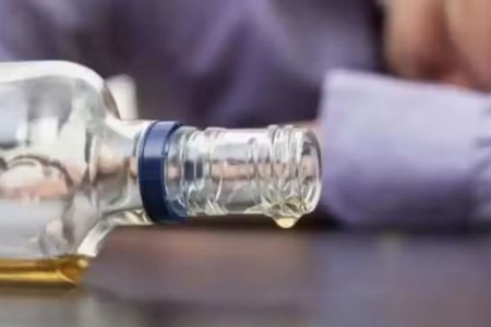 Индиец скончался, выпив на спор поллитра алкогольного напитка