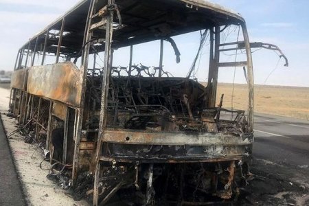 В Саудовской Аравии загорелся автобус с паломниками: погибли 20 человек - ВИДЕО