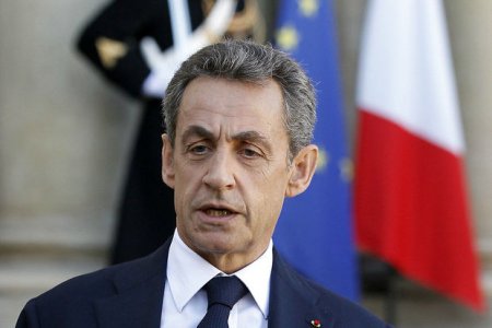 В доме экс-президента Франции прошли обыски
