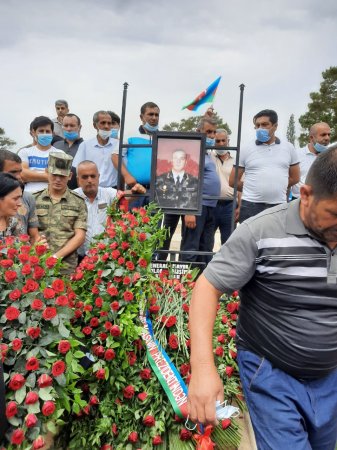 Şəhid generalın son mənzili... -Fotolar