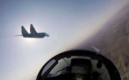 Hərbi Hava Qüvvələrinin təlim-döyüş uçuşları keçirilir – VİDEO
