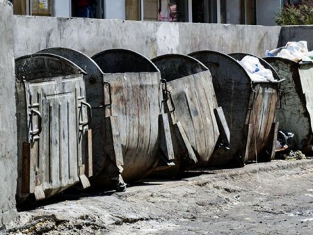 Bakıda qadını doğrayaraq zibil qutusuna atan QAYINATASI İMİŞ