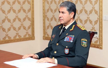 Vilayət Eyvazov polis mayorunun rütbəsini artırdı
