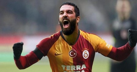 Arda Turan cəzalandırıldı