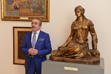Akademik Rafael Hüseynov "Mədəniyyət” kanalında tariximizdə böyük rol oynamış Azərbaycan qadınlarından danışıb