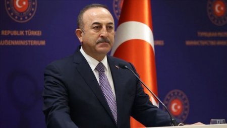 Çavuşoğlu: “Yunanıstanla görüşmək üçün Avropa İttifaqına ehtiyacımız yoxdur”