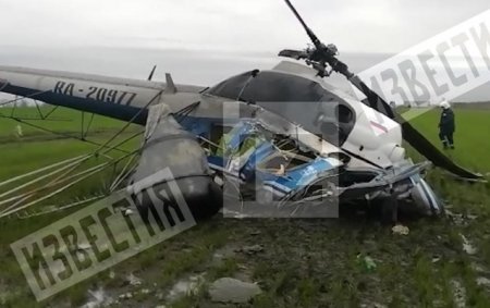 Rusiyada helikopter sərt eniş etdi, pilot öldü - Video