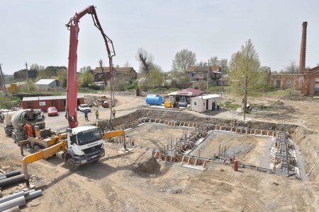 Yevlax şəhərinin su təchizatı və kanalizasiya sistemlərinin yenidən qurulur