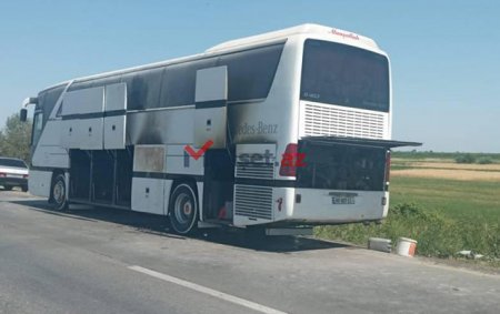 Şagirdləri Qubaya istirahətə aparan avtobus yandı - Foto